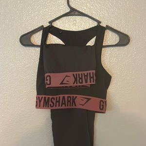 Gymshark Set. Sports bra and leggings.